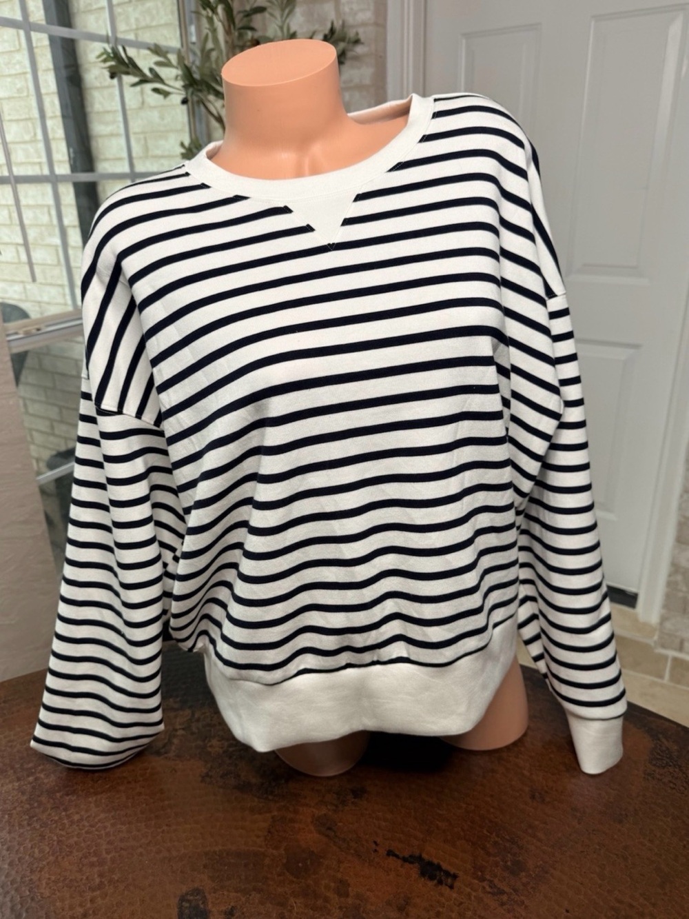 🌷 SPANX Crewneck Pullover Top Air Essentials XL 🌷